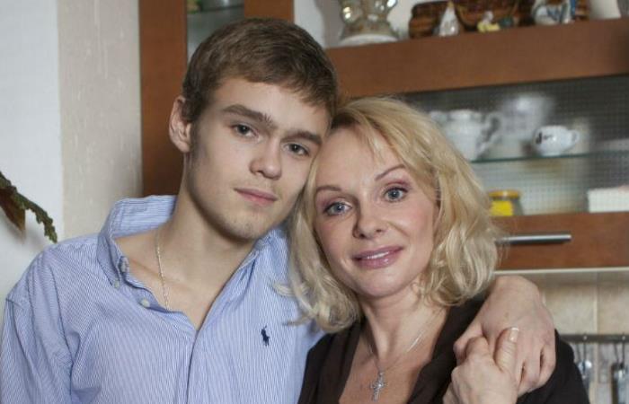 Ирины Цывина с сыном. Фото: teleprogramma.pro
