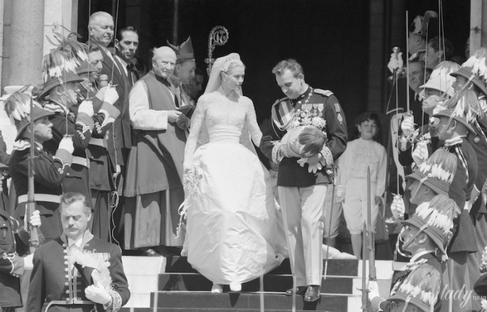 Свадьба Грейл Келли и князя Ренье. / Фото: Getty Images