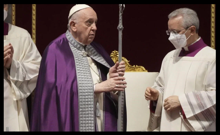 Папа Римский Франциск в одежде от Филиппо Сорчинелли