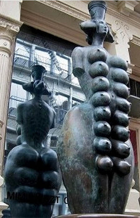 Михаил Шемякин.   Скульптура «Кибела: богиня плодородия» в Нью-Йорке. / Фото: mtdata.ru 