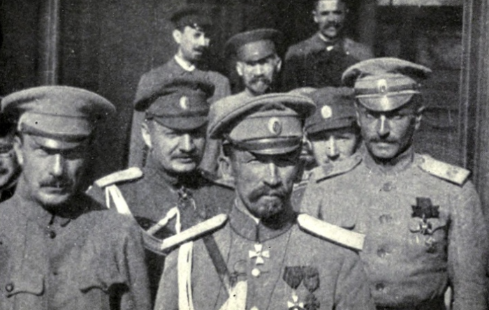 Российские офицеры. 1917 год. / Фото: www.ria1914.info