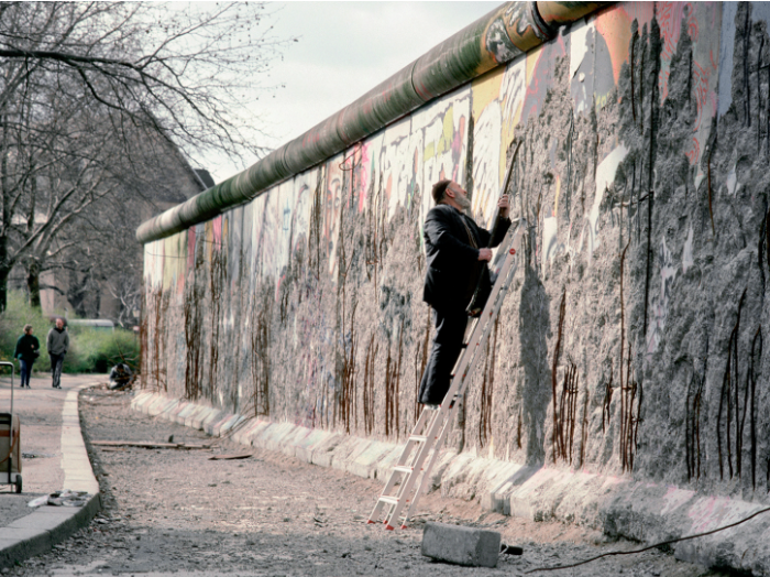 Берлинская стена сегодня часть мировой истории / ФОТО: www.forbes.ru/