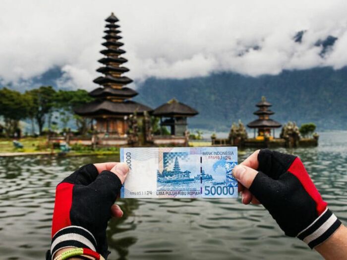 Мошенники и аферисты на Бали стараются нажиться на доверии туристов. / Фото: horoshotam.ru 