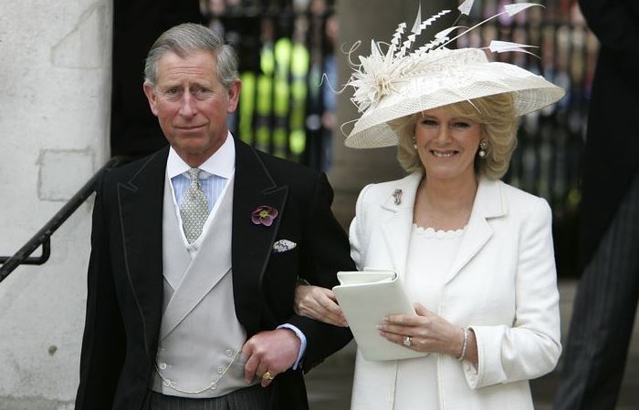 Свадьба принца Чарльза и Камиллы Паркер-Боулз. / Фото: ru-royalty.livejournal.com