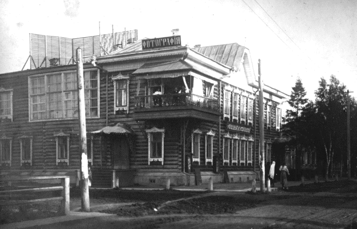 Дом Уссаковских, в котором находился их фотосалон. / Фото: tobolka.ru