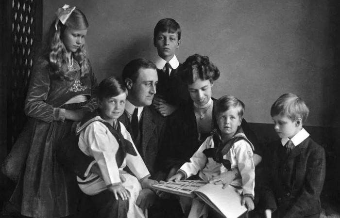 Франклин Рузвельт с семьей / Фото: forbes.ru