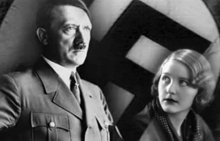 Жажда власти и контроля распространялась и на личную жизнь Гитлера / Фото: supernovum.ru