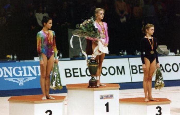 В 1993 году Оксана Костина стала лучшей гимнасткой мира / Фото: syl.ru
