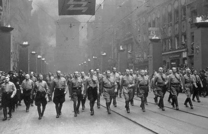 Пивной путч в Германии в 1923 году/ Фото: little-histories.org