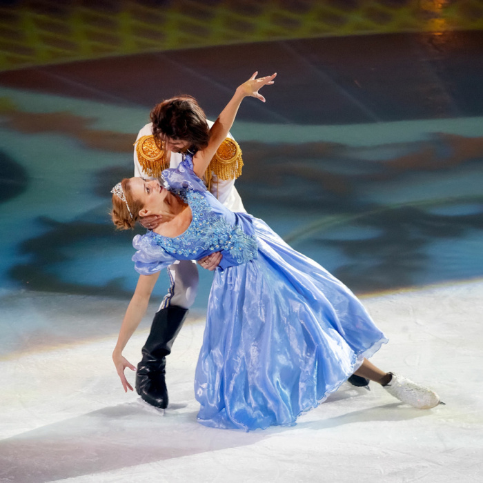 Погрузитесь в волшебство: «Золушка» на ледовом шоу в Москве