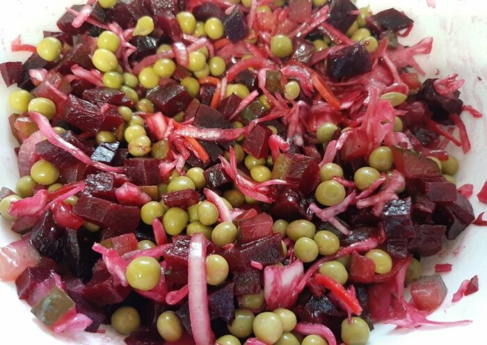 В основе этого салата — овощи./Фото: https://food.pibig.info/ В основе этого салата — овощи./Фото: https://food.pibig.info/