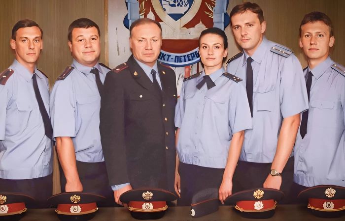 Мухомор потерял жену, Ларин едва не спился: Как сложились судьбы «золотого состава» сериала «Улицы разбитых фонарей»