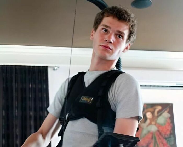 Иван Мамонов.