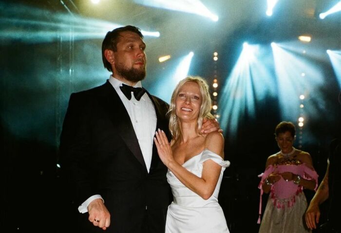 Анна Слю с мужем.