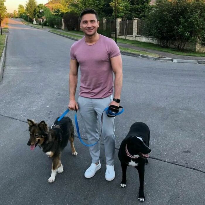 Сергей Лазарев со своими питомцами. Сергей Лазарев со своими питомцами.