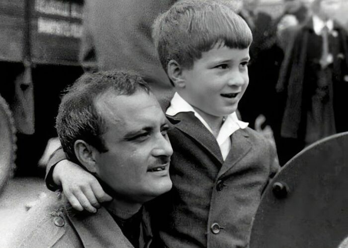 Георгий Данелия с сыном.