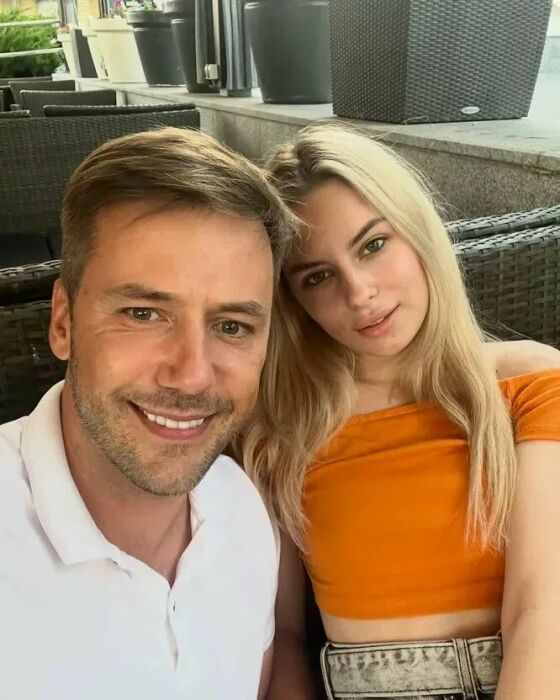 Иван Жидков и Мария Чередниченко. Иван Жидков и Мария Чередниченко.