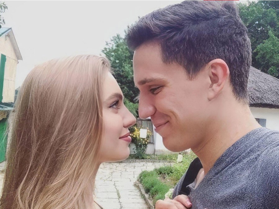 Дмитрий Масленников и Лиза Березюк.