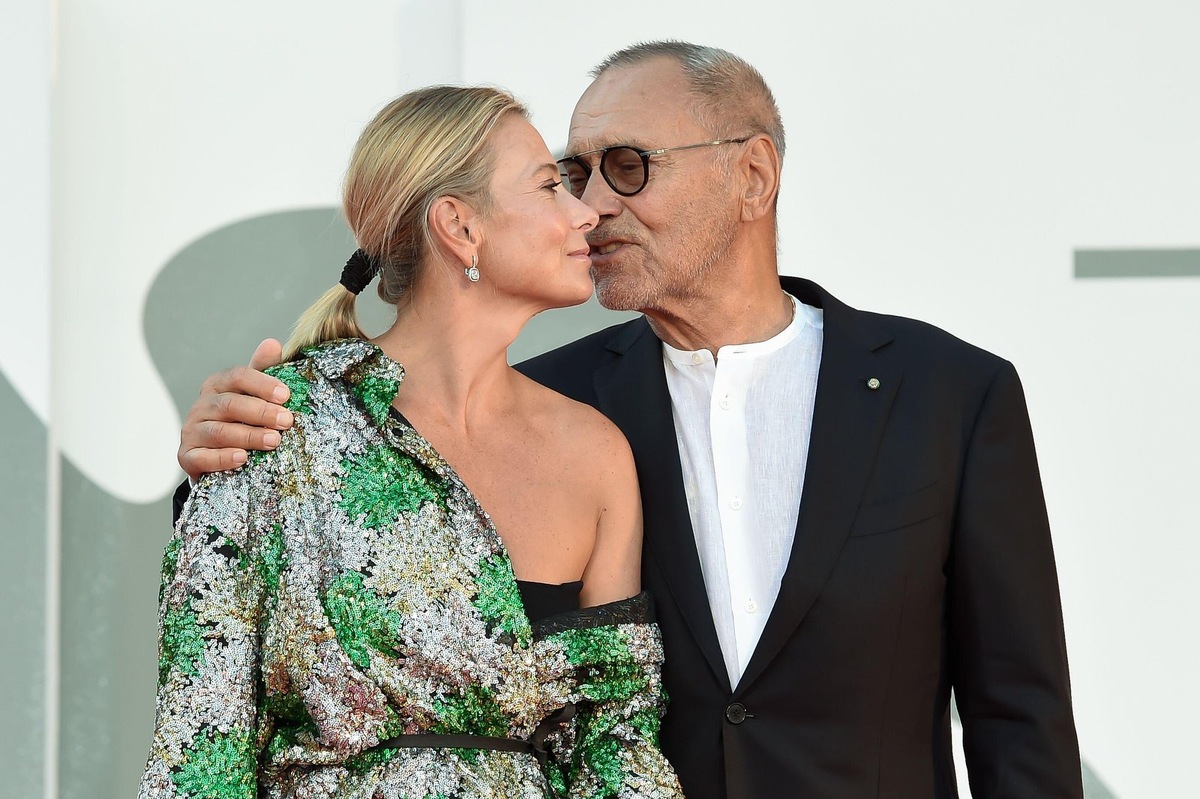 Юлия Высоцкая и Андрей Кончаловский. Юлия Высоцкая и Андрей Кончаловский.