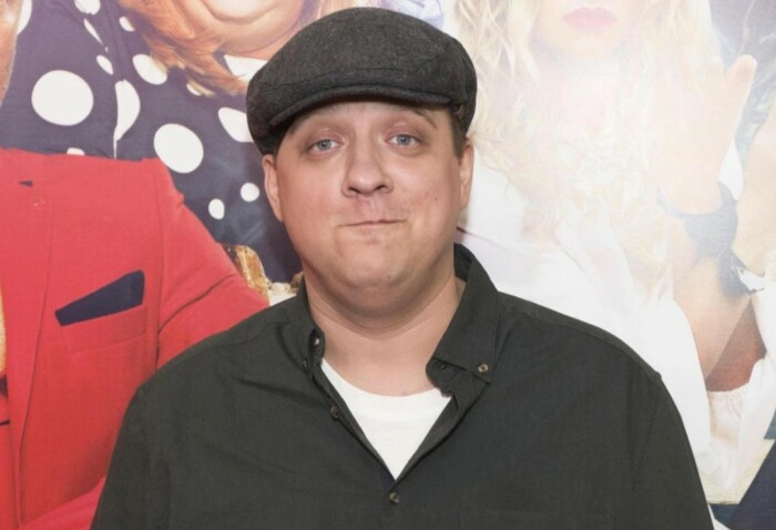 Роман Попов. Роман Попов.