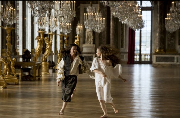 «Версаль». «Версаль».