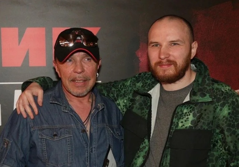 Гарик Сукачёв с сыном.