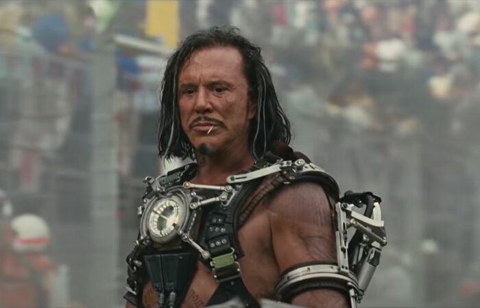 Микки Рурк – Иван Ванко (Хлыст) в фильме «Железный человек 2». Микки Рурк – Иван Ванко (Хлыст) в фильме «Железный человек 2».