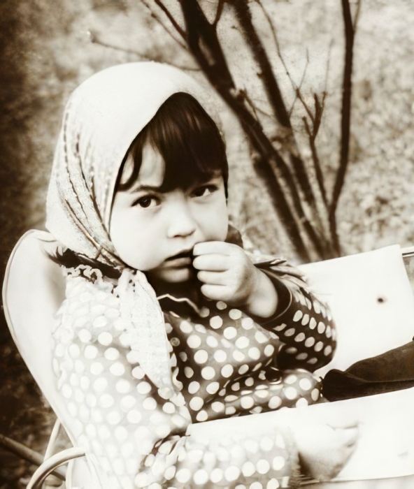 Виктория Тарасова в детстве. Виктория Тарасова в детстве.