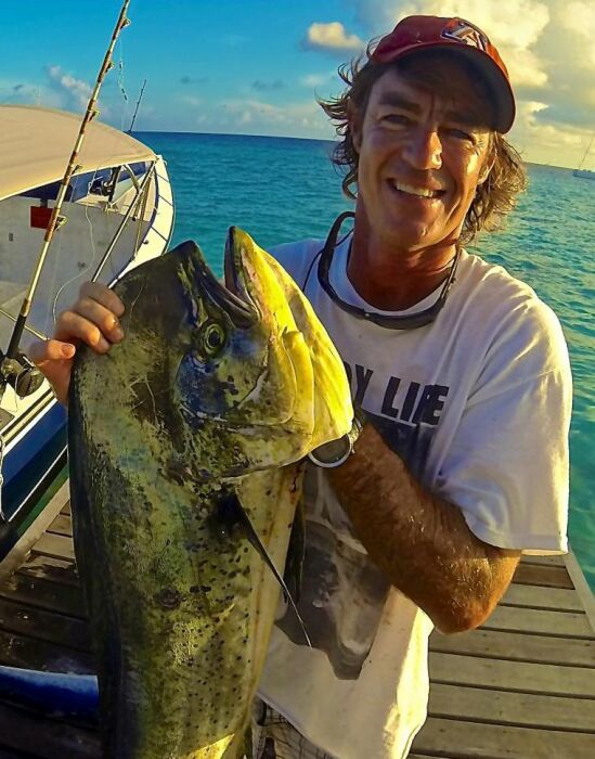 Владимир Бруийе, младший сын Марины Влади. Владимир Бруийе, младший сын Марины Влади.