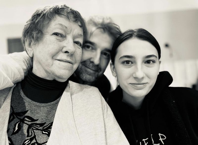 Ольга Волкова с детьми.