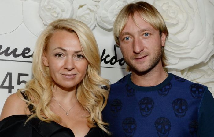 Она обожает шоппинг, а он мечтает о козах: Как выглядят подросшие сыновья Яны Рудковской и Евгения Плющенко