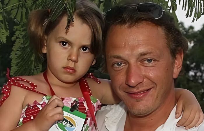 Как дочь Марата Башарова закрутила роман с филиппинцем и в чем обвиняет любящего отца: Как выглядит и чем занимается 21-летняя Амели