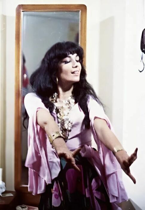 Гитана Леонтенко.