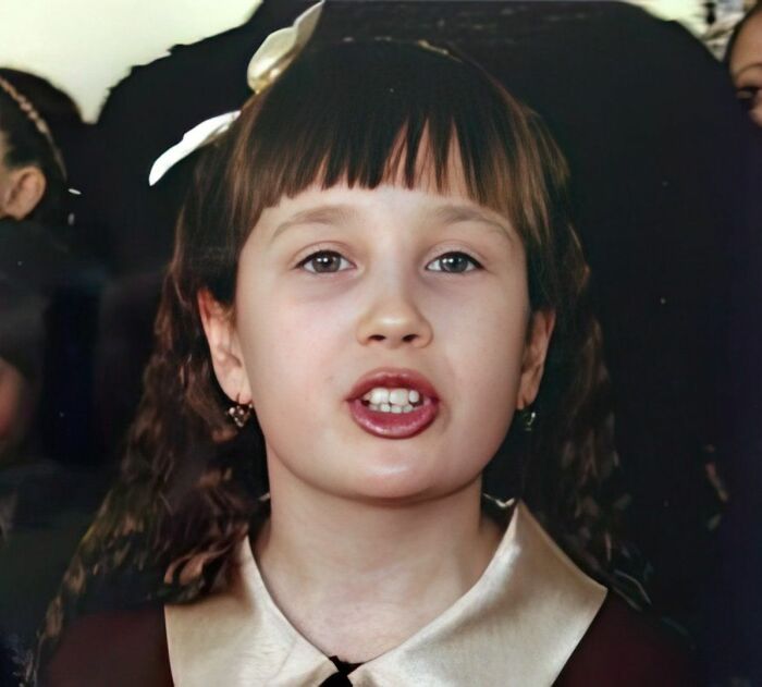 Клава Кока в детстве.