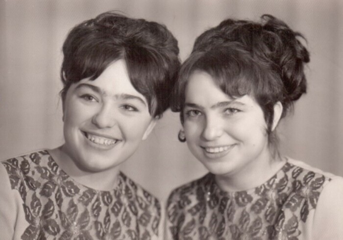 Людмила и Галина Шевелёвы. Людмила и Галина Шевелёвы.