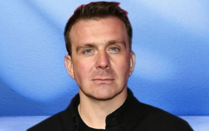 Антон Васильев.