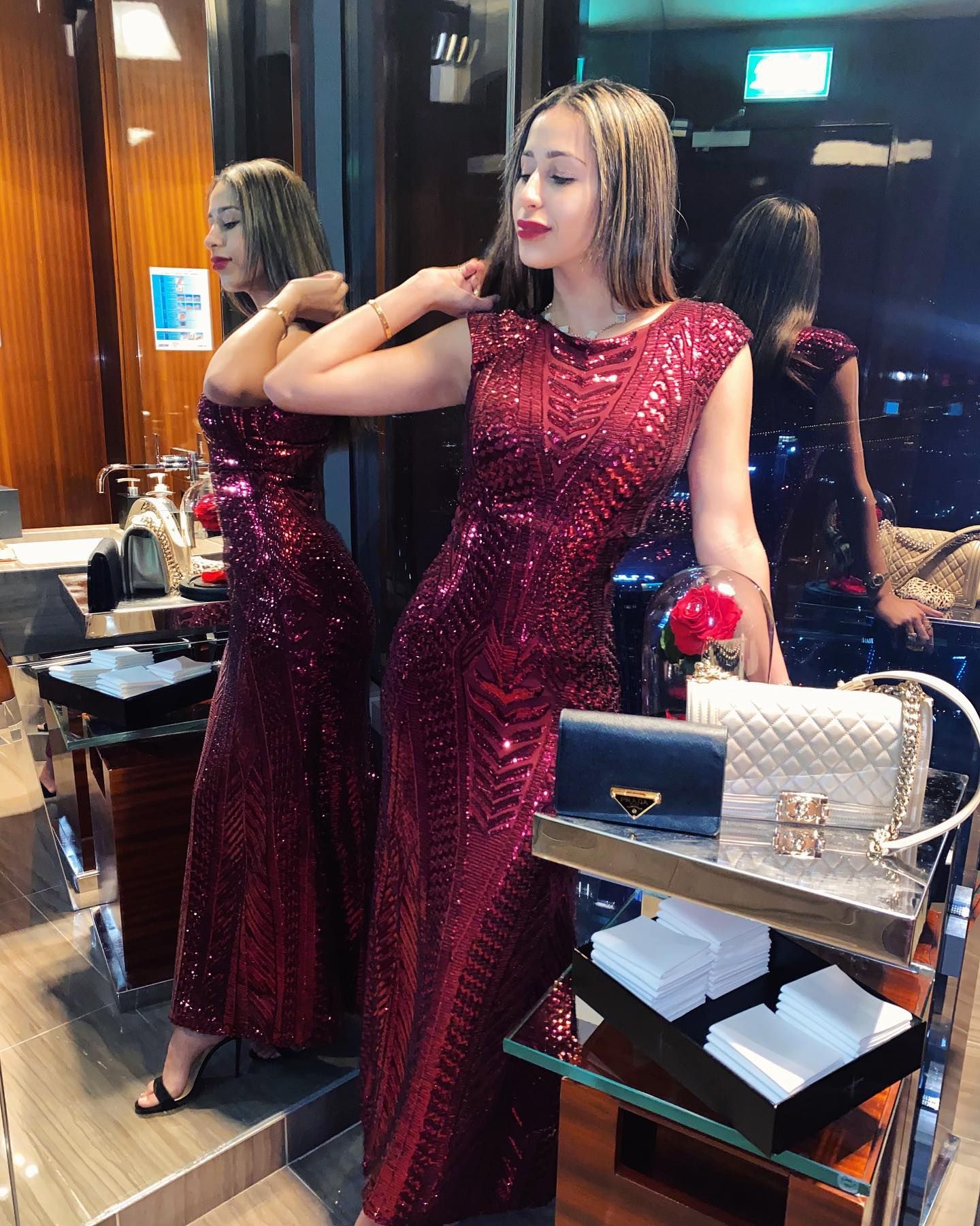 Линда Андранде. Линда Андранде.