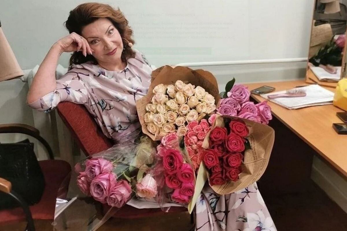 Елена Степаненко.