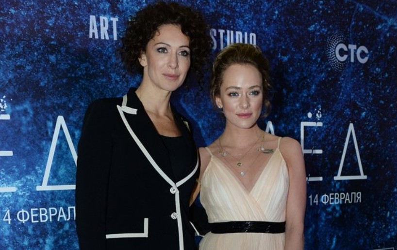 Ксения Раппопорт и Аглая Тарасова.