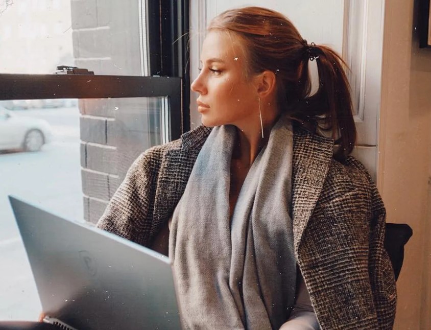 Яна Левенцева. Яна Левенцева.