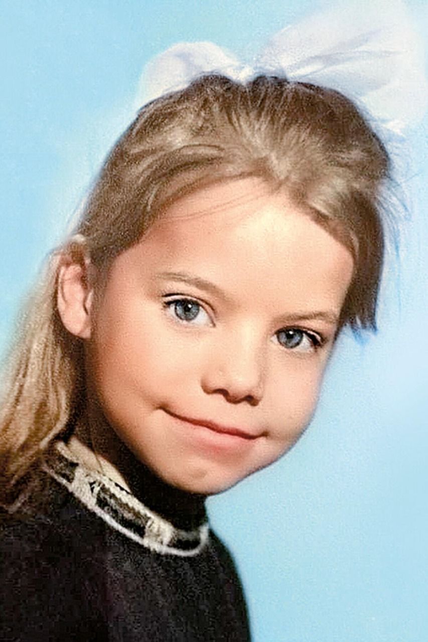 Яна Поплавская в детстве.