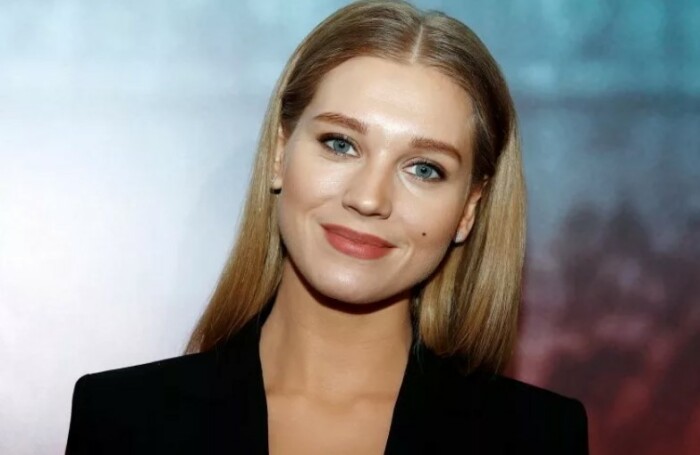 Кристина Асмус.