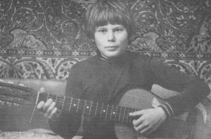 Юрий Хой в детстве.