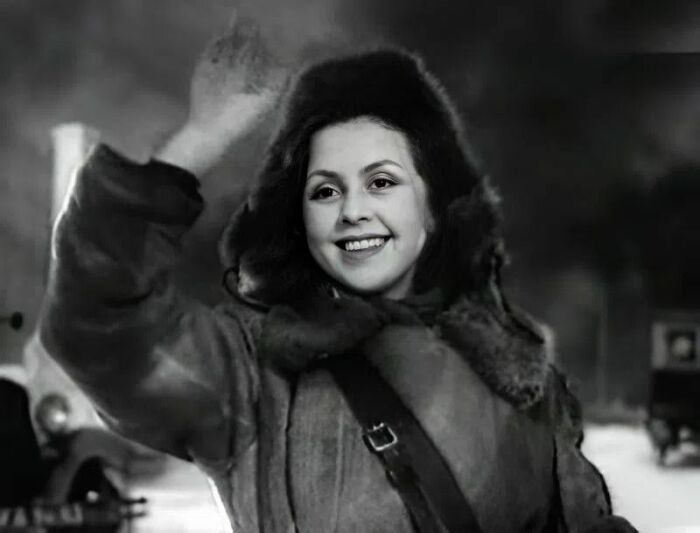 Валентина Караваева в фильме «Машенька».