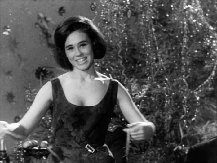 Лариса Мондрус. Лариса Мондрус.