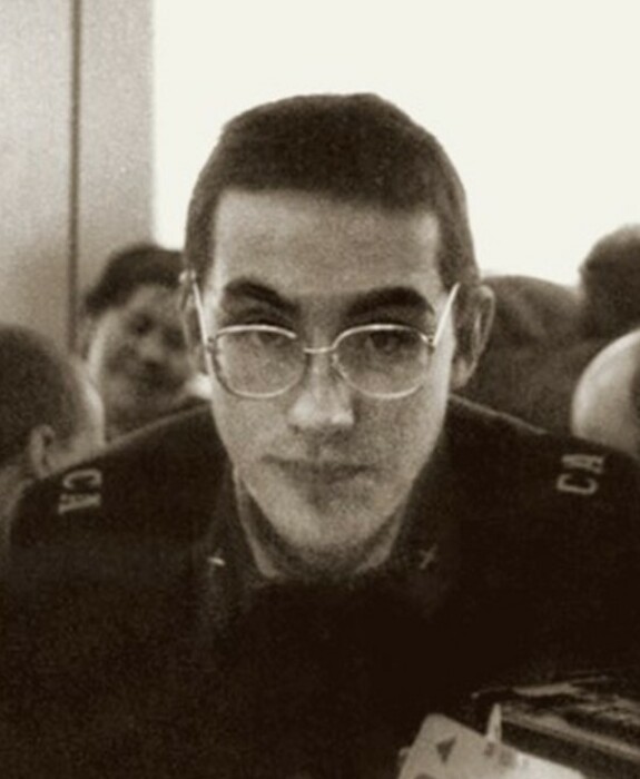 Андрей Норкин во время службы в армии. Андрей Норкин во время службы в армии.