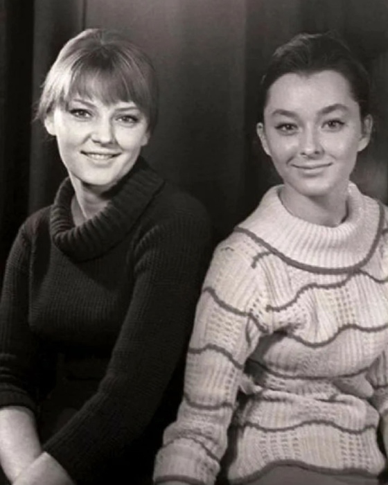 Марианна и Анастасия Вертинские.