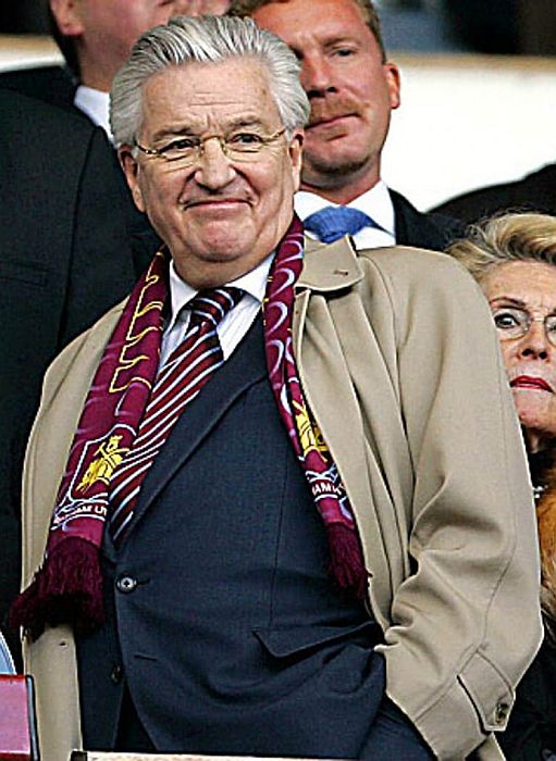 Бьоргольфур Гудмундссон. Бьоргольфур Гудмундссон.