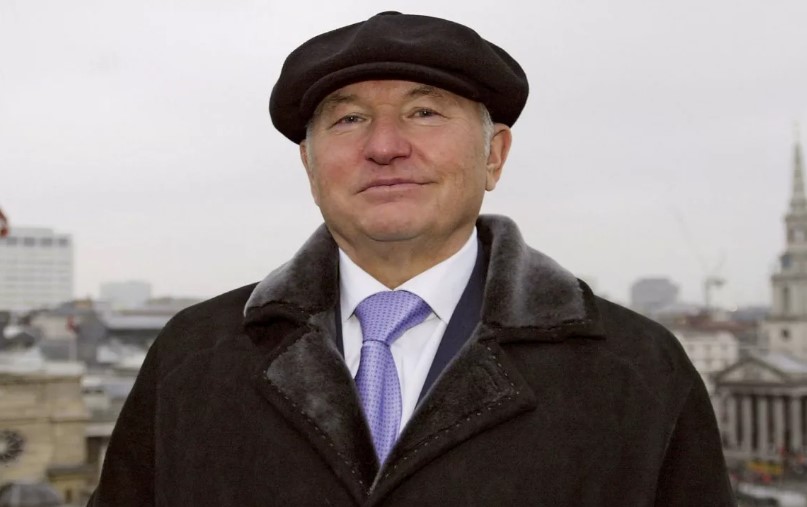 Юрий Лужков. Юрий Лужков.