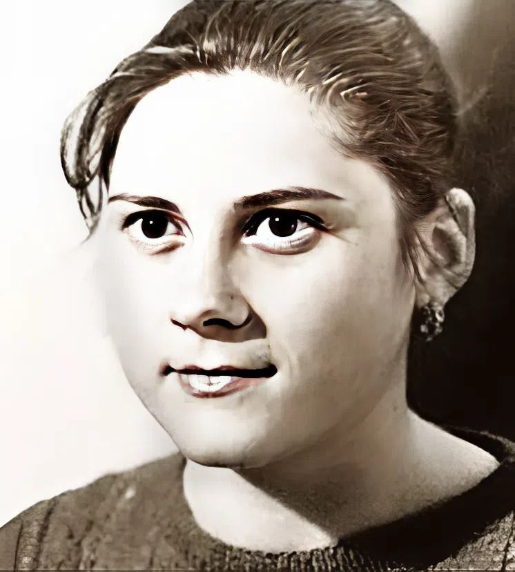 Анна Невская в.подростковом возрасте. Анна Невская в.подростковом возрасте.